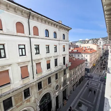 San Lazzaro 1 Tirabora Short Rent Triëst